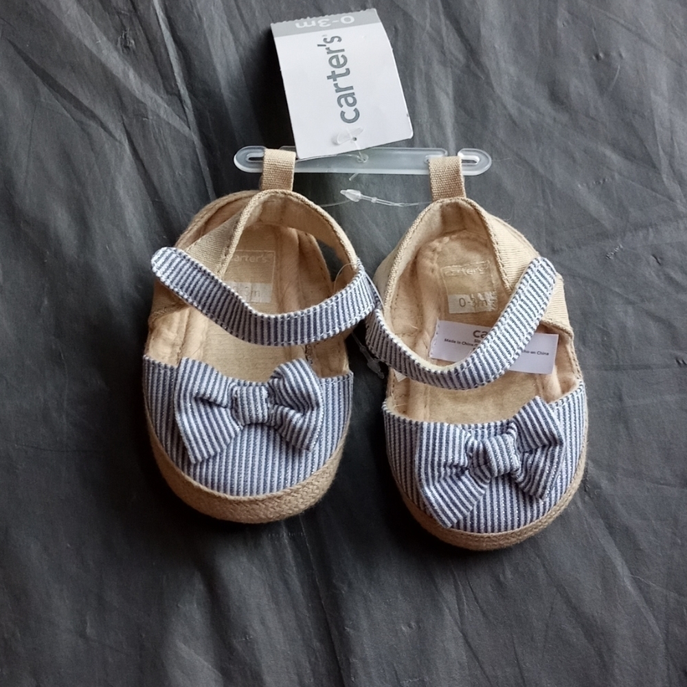 3 for $20 🐣 🎉Carter’s Soft Sole Blue Striped Baby Mary Jane Shoes